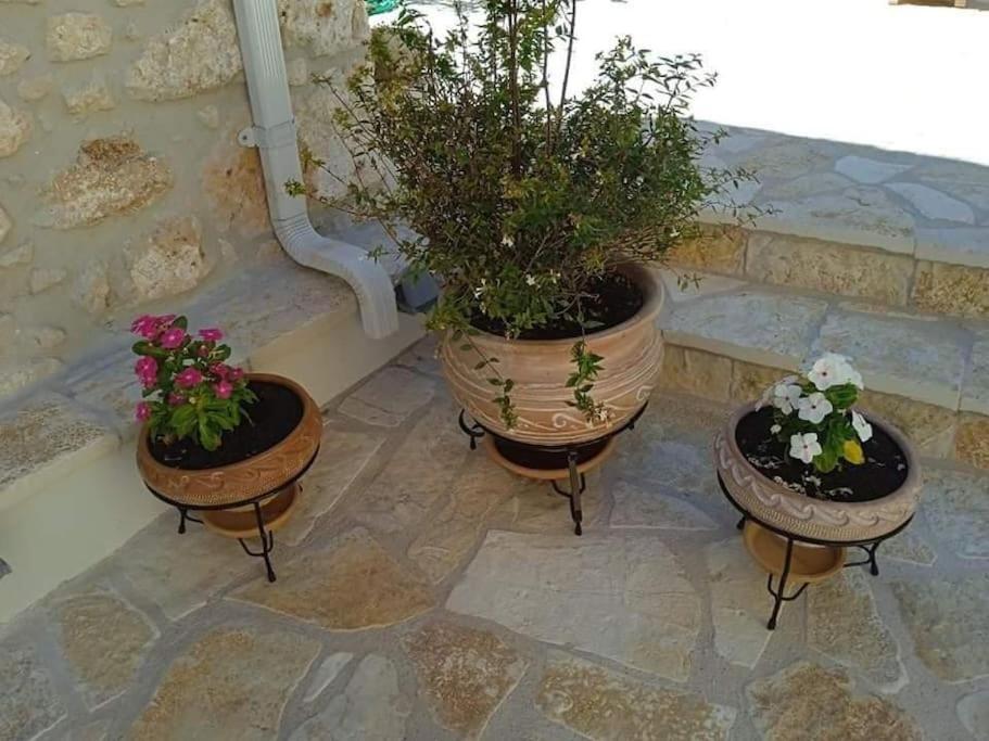 Villa La Casa Di Bella A Tradional Stone House With Barbecue Kariá Exterior foto